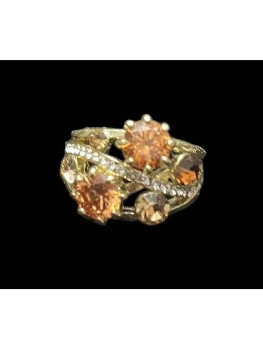 CLARA. Gold-Toned Ring with Orange and Clear Stones